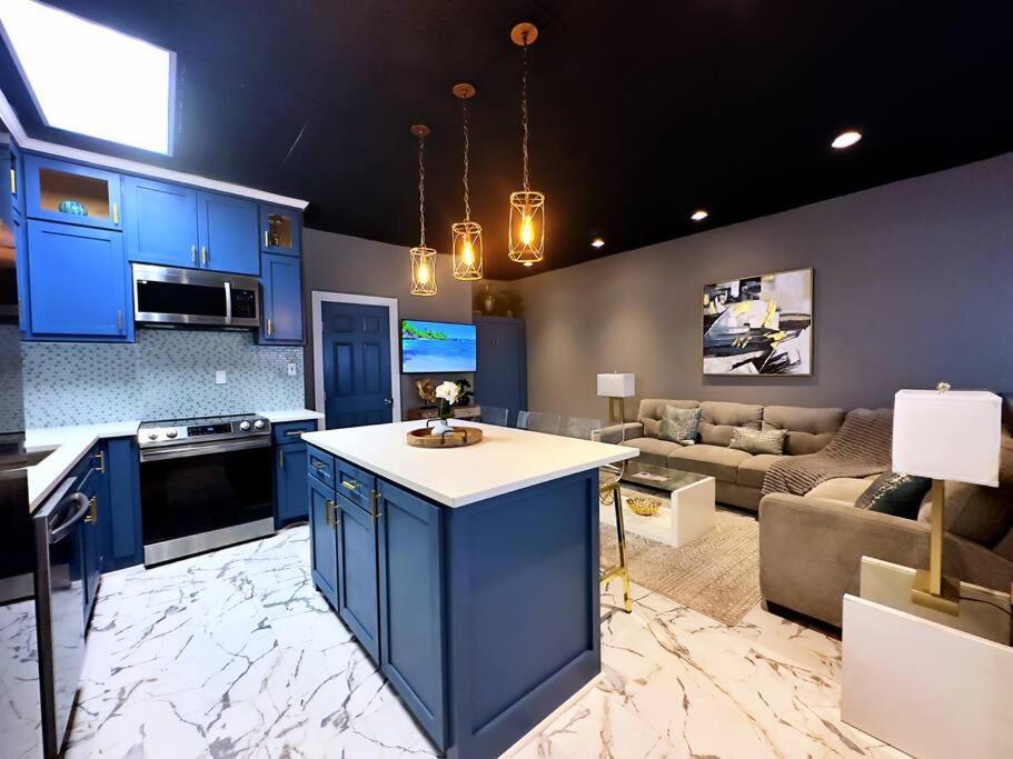 The Q Loft Galveston Villa Bagian luar foto