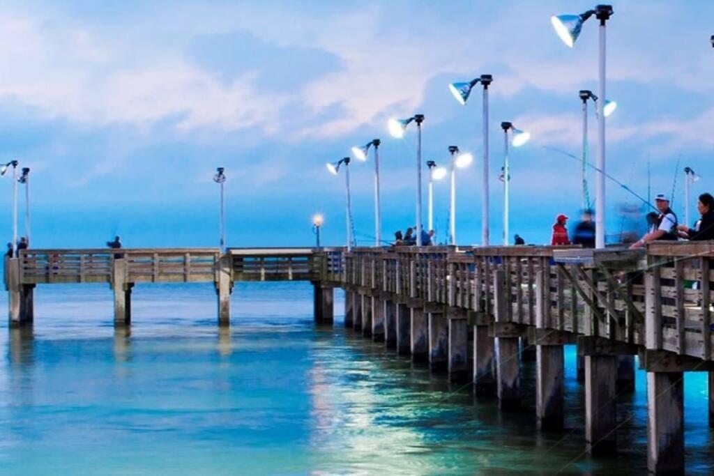 The Q Loft Galveston Villa Bagian luar foto